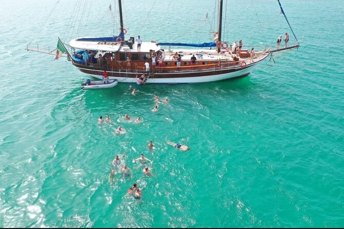 Boa Vista Adults-Only Cruise - Homemade snacks and included drinks
