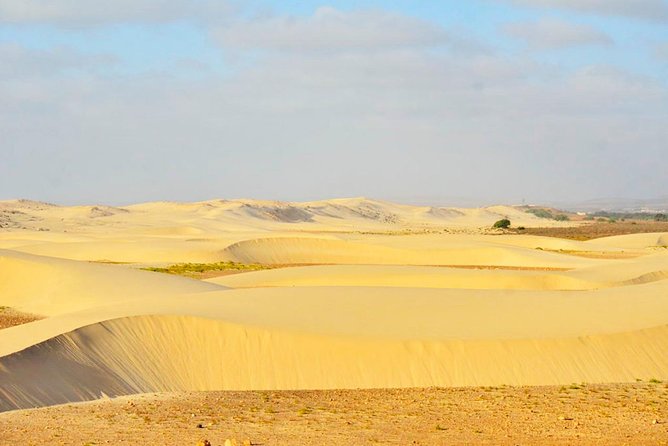 Boa Vista Island: 4-Hour Rabil, Viana Desert & Shipwreck Tour - A small group changes the feel of the day