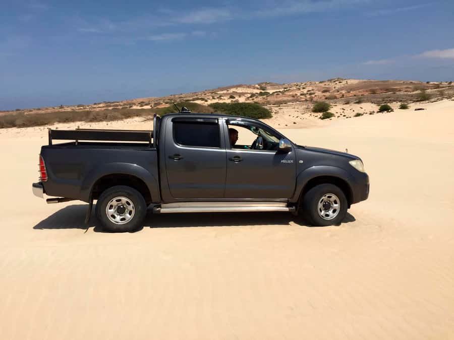 Boa Vista Island: Guided Santa Monica Beach & Caves Tour - Why this four-hour route works