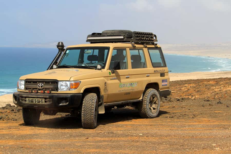 Boa Vista Jeep Expedition: Shipwreck & Viana Desert (4-Hour) - Espingueira, refreshments, and local contact