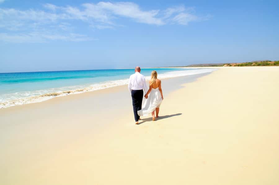 Boa Vista: Santa Monica, Dunes, Caves and Village 4x4 Tour - Riding the 4x4 through Viana’s white dunes