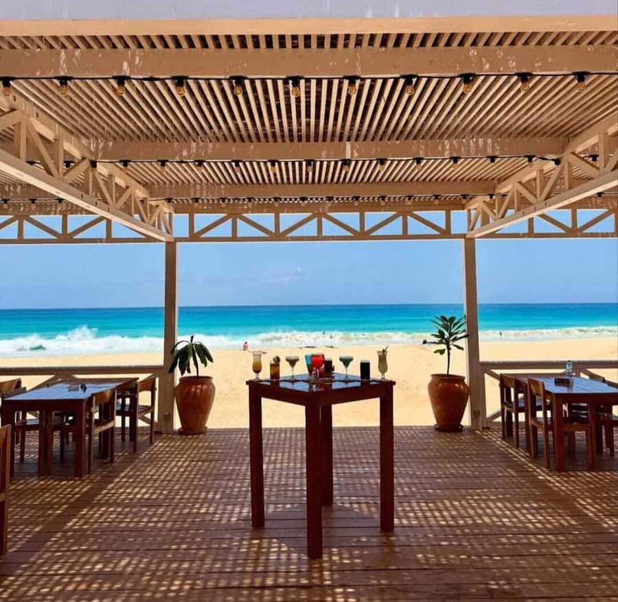 Boa Vista: Turtles, Sharks, City of Sal Rei, Santa Monica Beach, Shipwreck ... - Sandboarding turns the Viana Desert into playtime