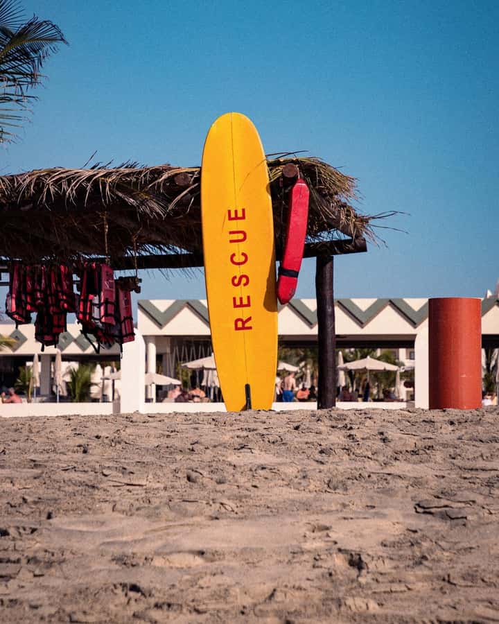 Boavista: Santa Monica beach, Varandinha cave, Sand dunes - Is Sal Rei part of the route?