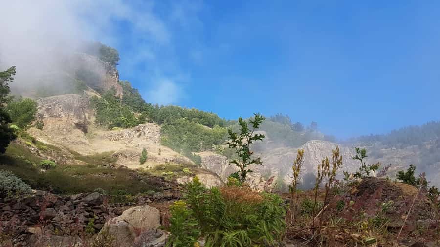 Cova–Paúl Valley Trek: Santo Antão Day Trip by Ferry - A short stop for Cape Verdean grogue