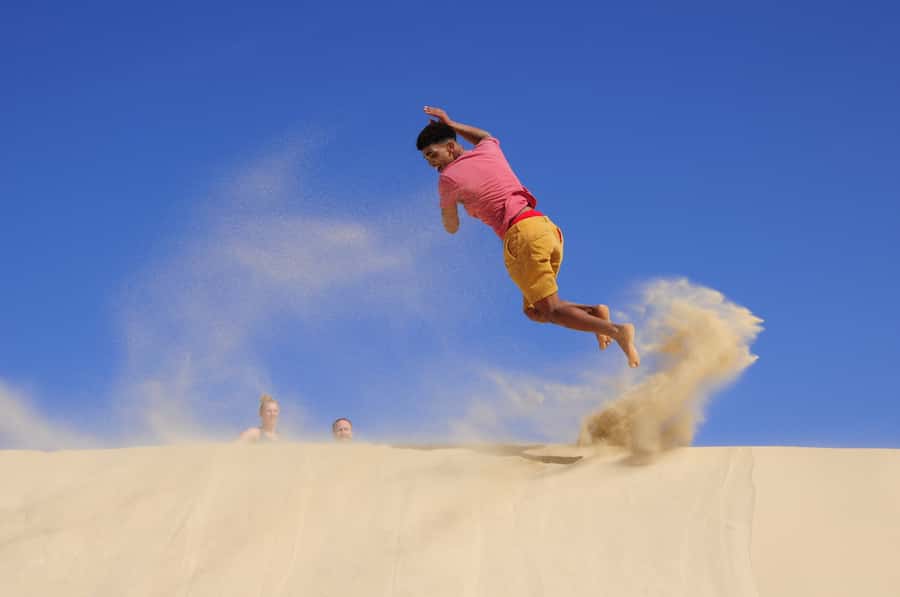 From Boa Vista: Sandboarding Adrenaline down the big Dunes - A photographer handles the action shots