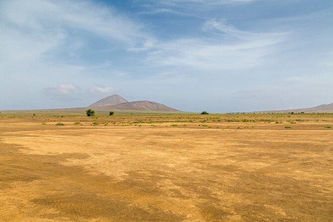 Full Day Adults Only Tour of Sal with Lobster Lunch and Salt Lake - Pedra de Lume: floating in a volcanic crater