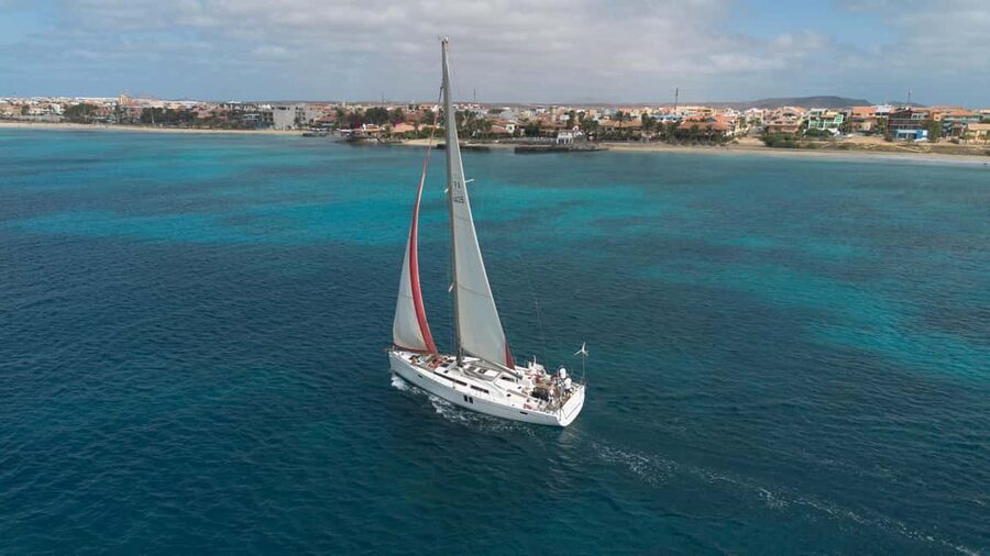 Full day sailing boat in Sal, Cape Verde:taste the Atlantic! - The anchorage and the tuna lunch