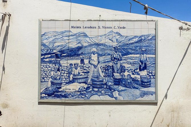Half Day Island Tour, Sao Vicente, 4h - Salamansa adds a village perspective