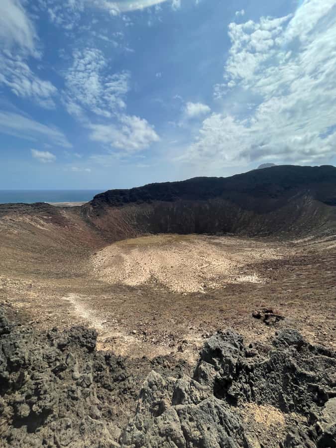 Hike Volcano Viana - Walking across the volcanic ground