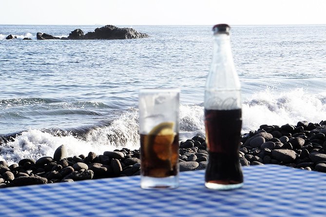 Like Locals: Praia and Cidade Velha Tour + Local Pontxi Tasting - Walking through Cidade Velha’s old center