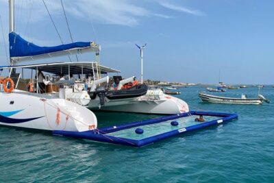 Lounge Catamaran SODADE Half-Day (Adults Only)