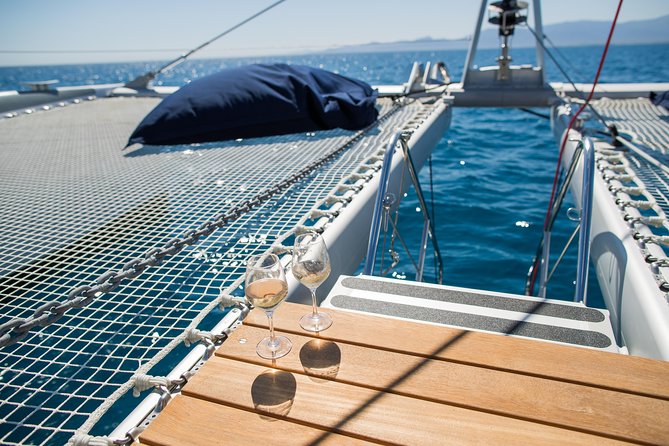 Lounge Catamaran SODADE Half-Day (Adults Only) - Who should book this afternoon at sea?