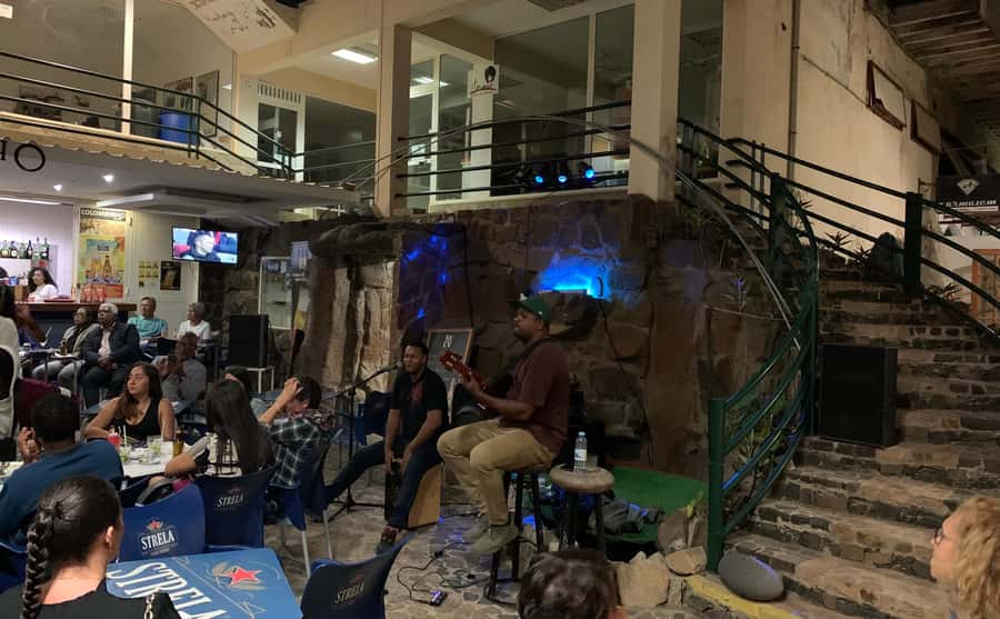 Mindelo Cultural: city tour "Mindelo by Night" - Grogue, ponche, and a useful pause