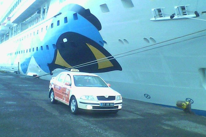 Praia city to the airport. - What the 10 to 20 minute journey is really like