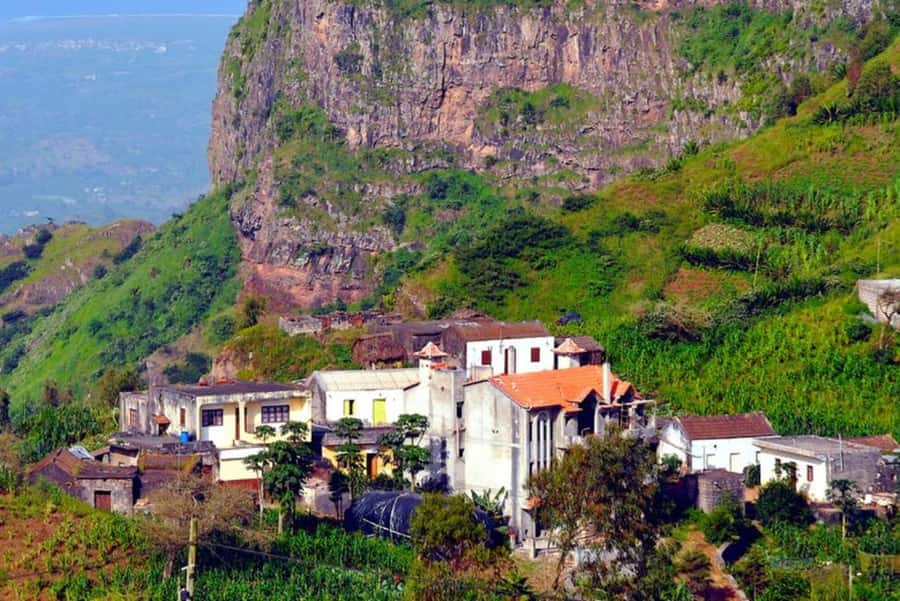 Private Hike through mountains and distant rural villages - Who will enjoy this walk most
