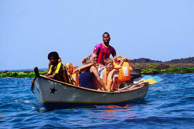Ribeira da Barca: Boat Trip to the Cave, Snorkeling and BBQ on the beach - From Praia to Assomada, the Road Trip Begins