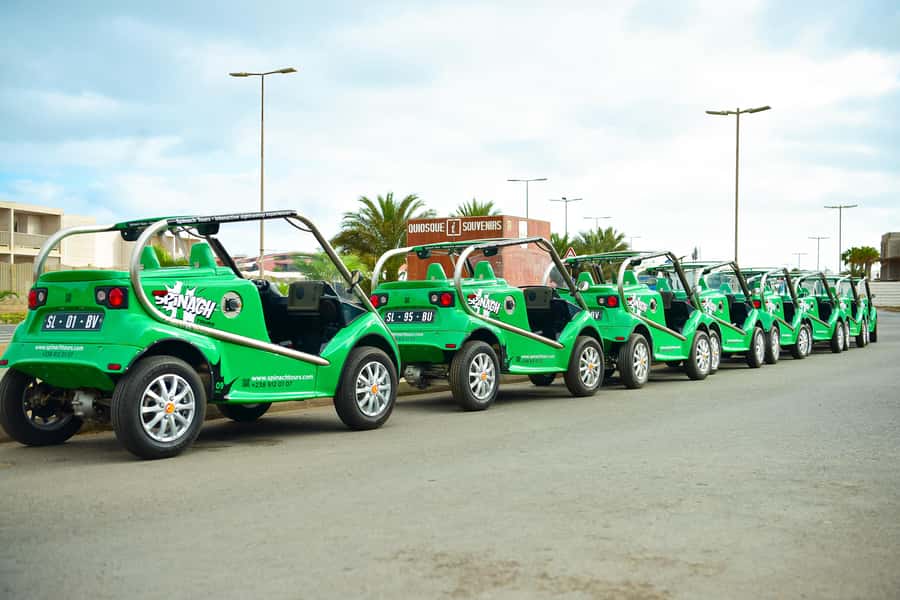 Sal Island: 2 Hour Guided Excursion on a Talking Car - Marché Municipal: a taste of everyday Santa Maria