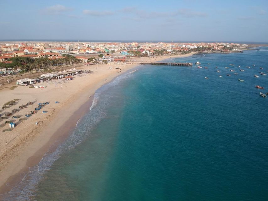 Sal island: Santa Maria city tour, street art and tapas - Finding bars, restaurants, and local stops