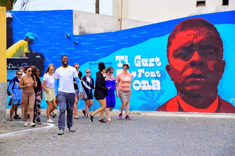 Sal: Private Tour Secrets of a native guide All-inclusive - Murdeira and Monte Leão
