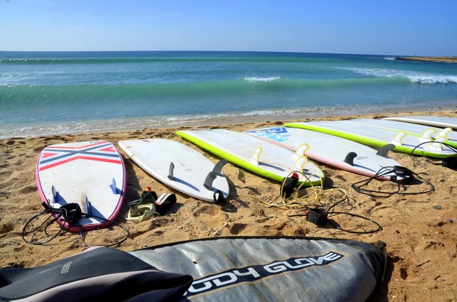 Sal: Surf Lesson - Equipment, comfort, and the small practical drawbacks