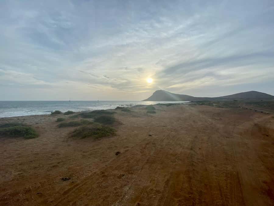 Santa Maria: Guided Coastal Hike & Monte Leão Sunset - What the guide adds to the walk