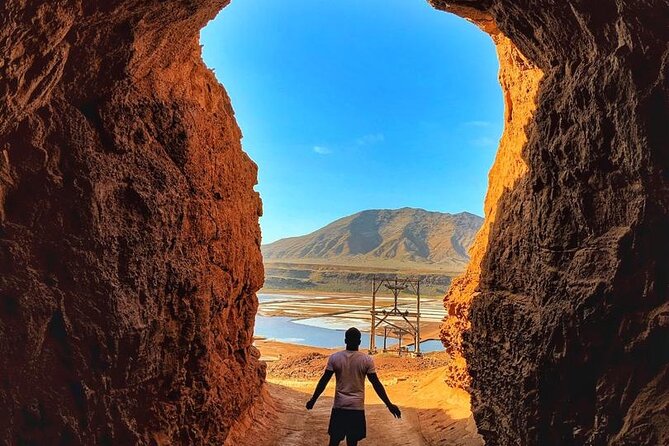 Santa Maria, Sal: All inclusive Salt Lake, Blue Eye and Shark Bay - Murdeira Bay and Lion Mountain