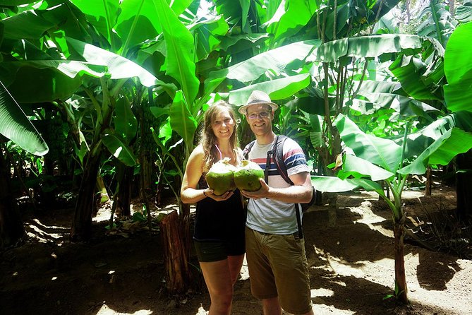 Santiago Island: Banana Plantation, Natural Park & Workshop with a local family - Timing, group size, and comfort