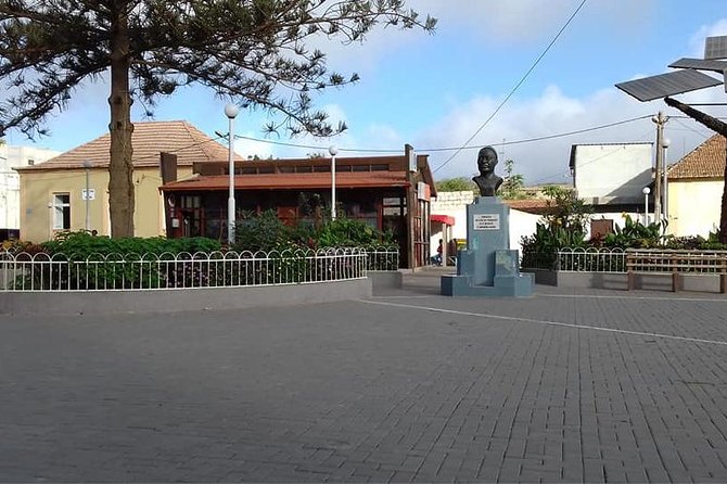 Santiago Island Experience - Assomada markets, church, and the old kapok tree