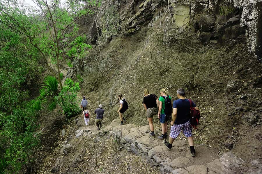 Santiago Island: Serra Malagueta & Tarrafal Beach Trek Tour - Walking Serra Malagueta at 800 to 1,075 meters