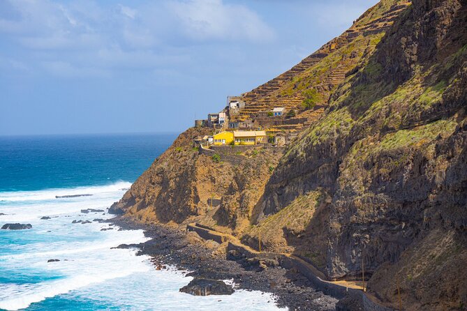 Santo Antão: Hike Ponta do Sol - Fontainhas - Cruzinha - Fontainhas and the island’s great viewpoint
