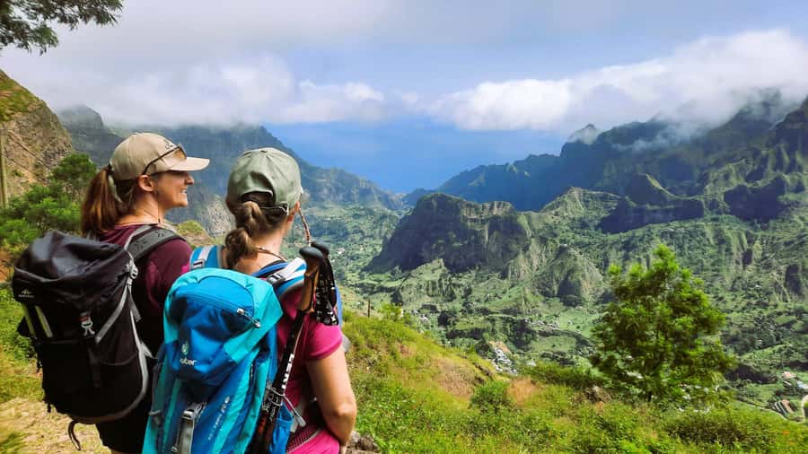 Santo Antão: Hiking Cova Volcano Crater to Ribeira Paúl - What the $100 price includes