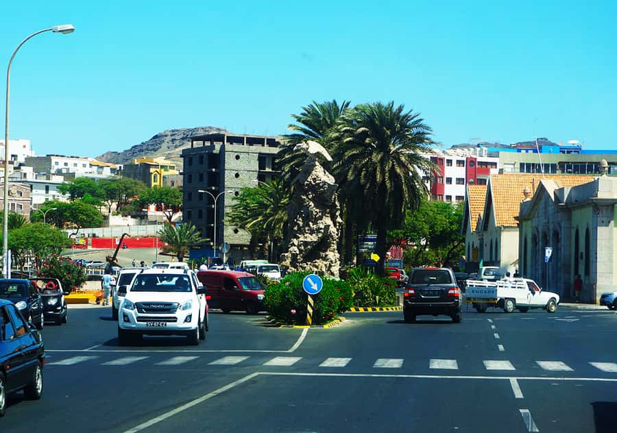 São Vicente Island: Full-Day Tour - Why this tour makes sense on São Vicente