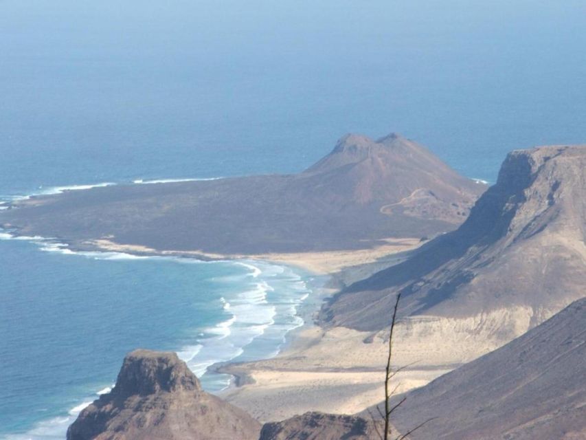 São Vicente: Markets, Mountains, Fishing Villages & Beaches - Baía das Gatas is the practical place for a swim