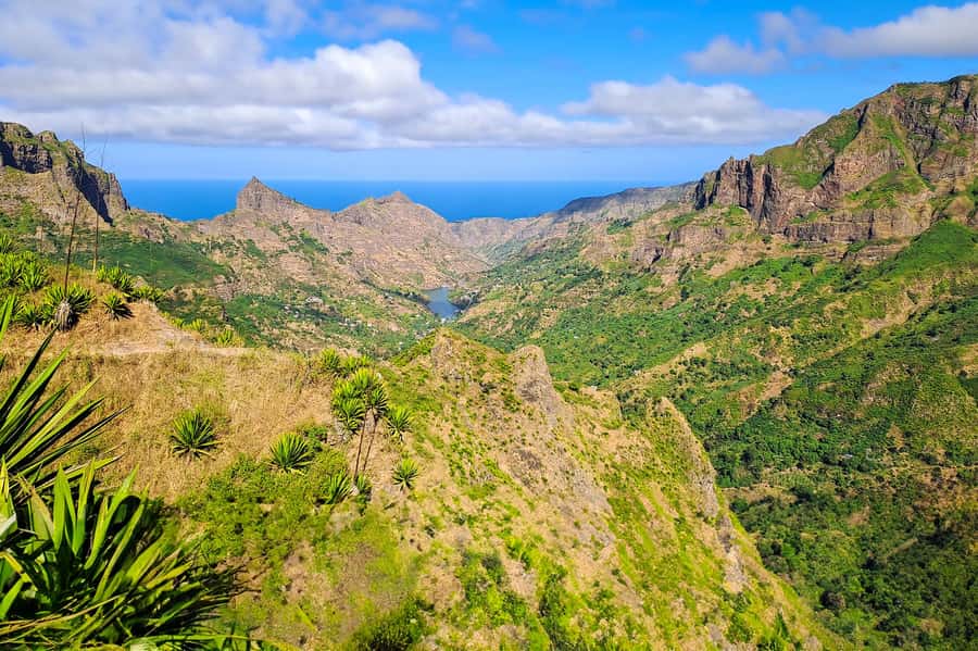 Serra Malagueta: Principal Valley Hike & Lunch with Locals - Lunch with a family in Mato Dento