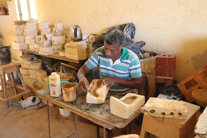 Shipwreck Cabo Santa Maria - Rabil pottery: a direct connection to local craft