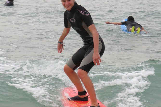 Surf Lessons - Why the six-person limit matters