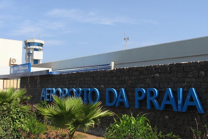 Tarrafal to the Airport. - The pickup in Tarrafal